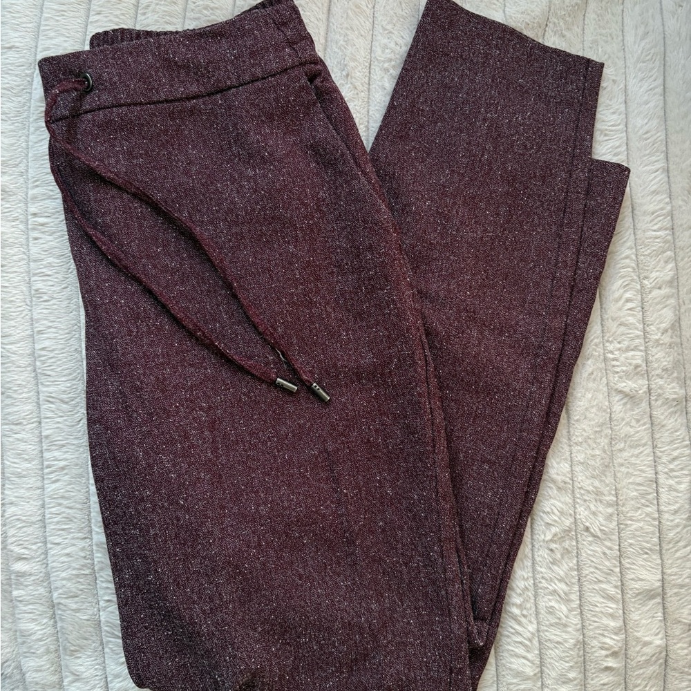 Reitmans Maroon Textured Pants